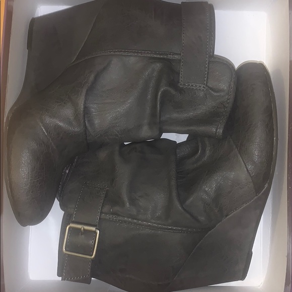 Madden girl charcoal gray booties - Picture 6 of 6